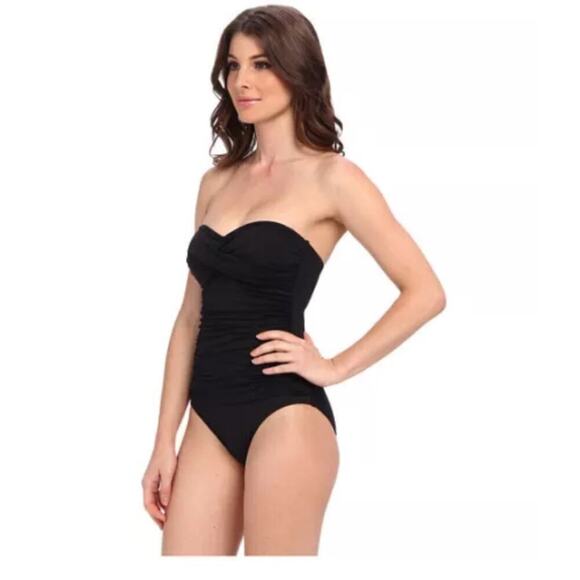 La Blanca Core Solid Bandeau One Piece Shirred Swimsuit Black Size 12 - Picture 8 of 9